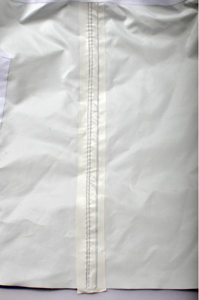 SEML018訂造無縫熱帖款式   自訂無縫熱帖款式  無車縫拼接口袋  黏合無縫 製造無縫熱帖款式  無縫熱帖製衣廠 側面照